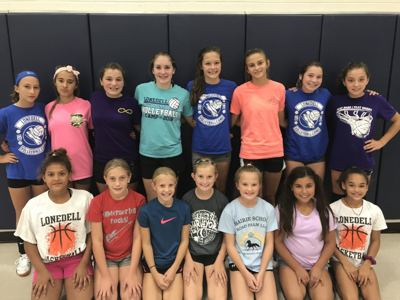 volleyball players in two lines